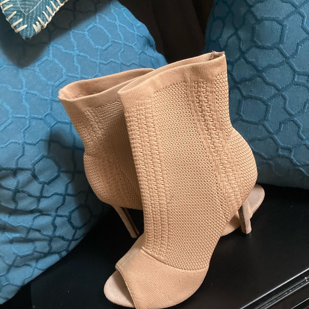 Open Toe Boots - Picture 2 of 2